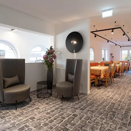 Zur Sonne Hotel