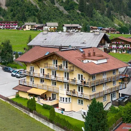 Zur Sonne Hotel Neustift im Stubaital