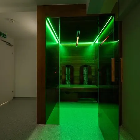 Zur Sonne 3* 노이스티프트임스튀바이탈